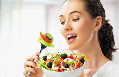 Dinh dưỡng phù hợp cho phụ nữ tuổi 40