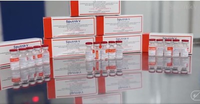 Cận cảnh 30.000 liều Vaccine Sputnik V đầu tiên được đóng ống ở Việt Nam