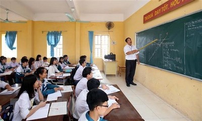 Nghệ An : Đề nghị hỗ trợ 50% tiền học phí học kỳ I cho học sinh