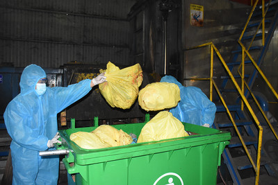 Công tác thu gom rác giữa mùa dịch tại Bà Rịa - Vũng Tàu