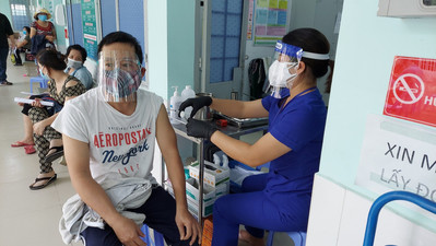 Việt Nam đã tiêm 34,2 triệu liều vaccine COVID-19