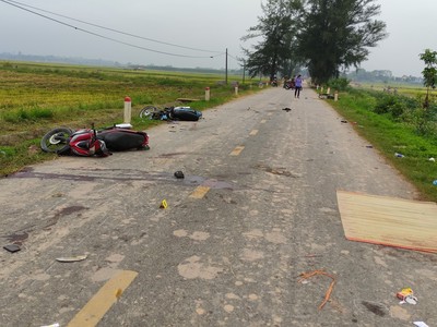 Phú Thọ:  Tai nạn giao thông kinh hoàng khiến 7 người thương vong