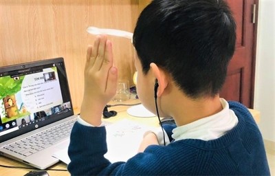Hà Nội: Đề xuất thu học phí học trực tuyến bằng 75% mức thu học trực tiếp