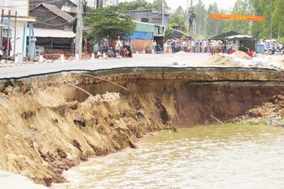 Tình trạng khai thác nước ngầm quá mức ở Đồng bằng sông Cửu Long