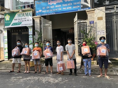 Quận Tân Phú, TP.Hồ Chí Minh: Chăm lo, hỗ trợ đời sống người dân trong đại dịch COVID-19