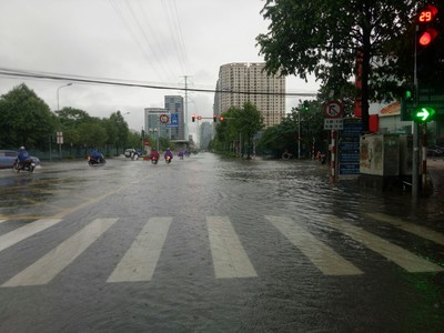Hà Nội: Một số địa phương nguy cơ ngập úng do mưa lớn