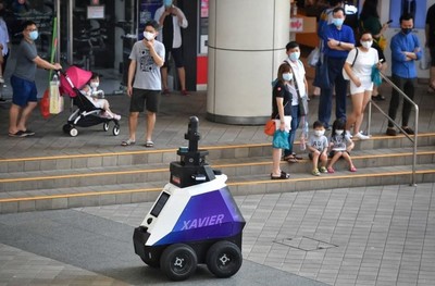 Người dân Singapore lo ngại về robot tuần tra đô thị
