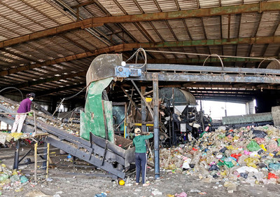 Đà Lạt: Sạt lở bãi chứa rác thải do mưa lớn