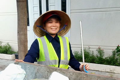 Nữ công nhân quét rác ưu tú của thành phố Tuy Hoà