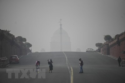 Ấn Độ: Thủ đô New Delhi đóng cửa toàn bộ trường học do khói mù độc hại
