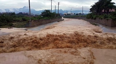 Các tỉnh miền Trung chủ động ứng phó với mưa lũ lớn