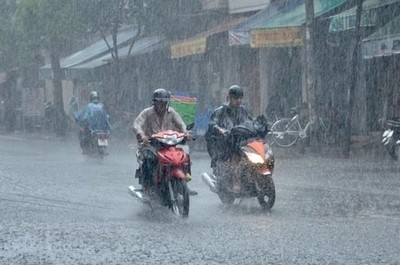 Dự báo thời tiết ngày 16/11: Trung Bộ tiếp tục mưa lớn