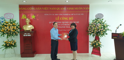 Công bố Quyết định thành lập Chi bộ Công ty CP Đầu tư và Xây dựng Tháp Hanoi Telecom
