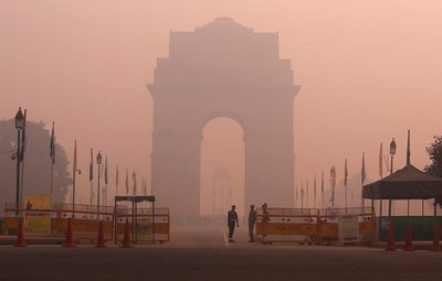 New Delhi - Ấn Độ cho phép người dân làm việc tại nhà vì ô nhiễm không khí nghiêm trọng