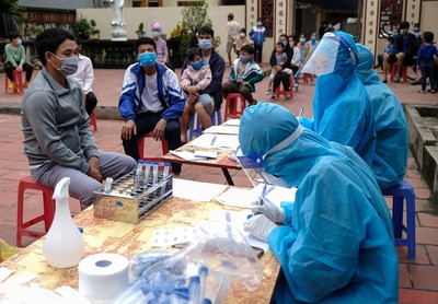 Ngày 18/11: Hà Nội thêm 277 ca nhiễm Covid-19, trong đó 114 ca cộng đồng