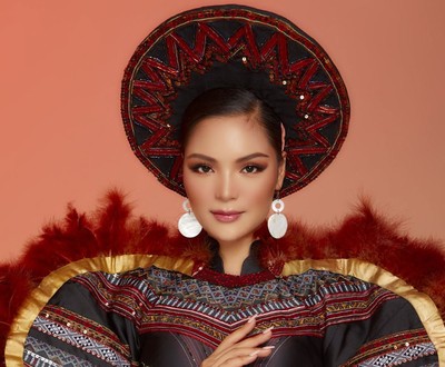 Vân Anh chọn áo dài làm Trang phục dân tộc dự thi Hoa hậu Trái đất 2021