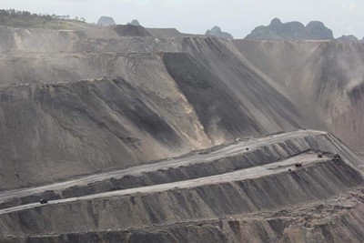 Mỏ than lộ thiên lớn nhất Hạ Long bị đóng cửa