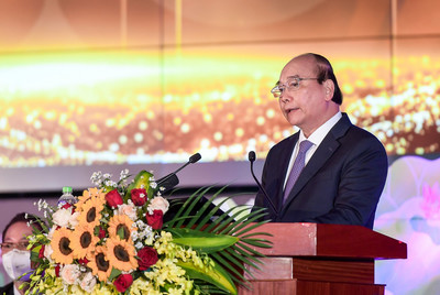 Chủ tịch nước Nguyễn Xuân Phúc phát biểu tại Đại hội đại biểu Luật sư toàn quốc lần thứ III