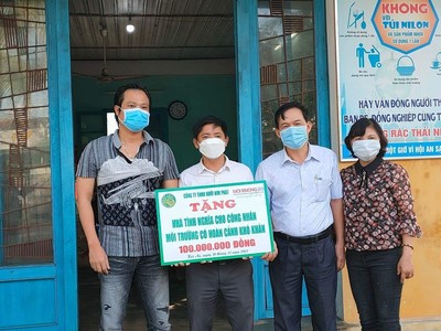 Quảng Nam: Trao 100 triệu đồng xây Nhà tình nghĩa cho công nhân môi trường có hoàn cảnh khó khăn