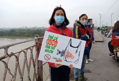 Keep Hanoi Clean (KHC) truyền thông điệp bảo vệ môi trường cho ngày lễ Ông Công ông Táo
