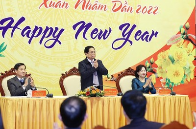 Thủ tướng Chính phủ Phạm Minh Chính thăm và chúc Tết ngành ngân hàng