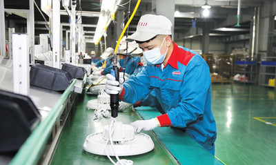 Hà Nội: Giữ sản xuất an toàn trong khu công nghiệp