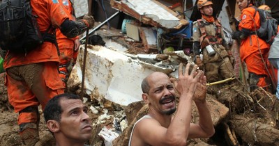 Lở đất kinh hoàng ở Brazil làm 94 người chết