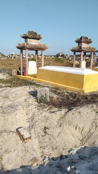 Đà Nẵng: Đào đất nghĩa trang ảnh hưởng mồ mả, phường bảo có, giám sát nói không ?