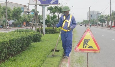 Giúp công nhân môi trường ở Hà Tĩnh giảm thiểu rủi ro nghề nghiệp