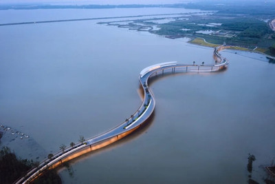 Cây cầu “quanh co” giữa Thượng Hải