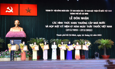 TP.Hồ Chí Minh tôn vinh nhiều cá nhân tập thể nhân ngày Thầy thuốc Việt Nam