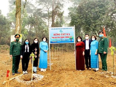 Hội LHPN TP.Hà Nội phát động Tết trồng cây "Phụ nữ vun trồng tương lai"