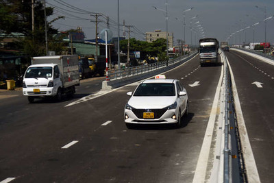 Chính thức thông xe cầu vượt Dầu Giây sau 5 năm thi công