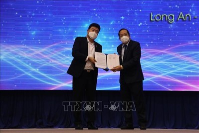 Ra mắt Chi hội Thương mại và Công nghiệp Hàn Quốc (KOCHAM) tại Long An