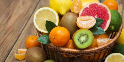 Những loại trái cây và nước uống không nên dùng khi đói bụng