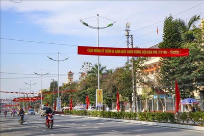 Trang hoàng đô thị cho Điện Biên Phủ chuẩn bị Lễ kỷ niệm 30 năm ngày thành lập