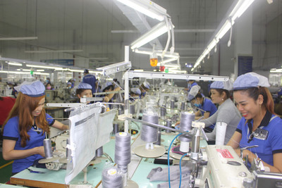 Các khu công nghiệp tại Hoà Bình ước tính đạt doanh thu gần 5.000 tỷ đồng