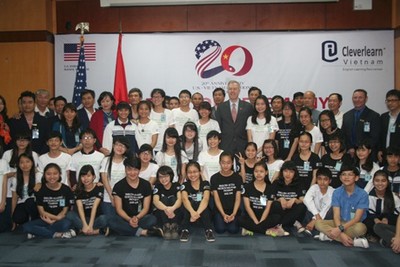 Quảng Bình: Bộ Ngoại giao Hoa Kỳ tài trợ học bổng Tiếng Anh Access đến với các bạn sinh viên