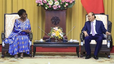 Chủ tịch nước Nguyễn Xuân Phúc tiếp xã giao Tổng Thư ký Tổ chức quốc tế Pháp ngữ