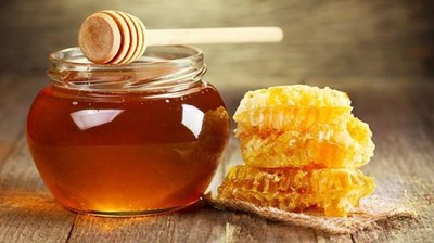 Nên uống nước mật ong vào thời điểm nào để có những tác dụng tuyệt vời ?