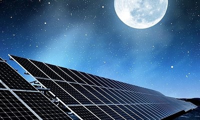Pin mặt trời thu năng lượng cả ngày lẫn đêm