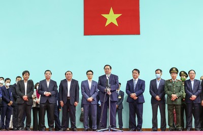 Thủ tướng Phạm Minh Chính thăm hỏi động viên các vận động viên đoàn thể thao Việt Nam