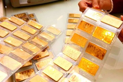 Giá vàng ngày 19/4: Vàng trong nước đồng loạt tăng vọt