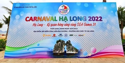 Quảng Ninh: Nhiều biển quảng cáo Carnaval Hạ Long 2022 bị thu hồi