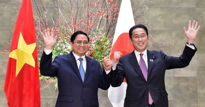 Thủ tướng Nhật Bản đến Việt Nam