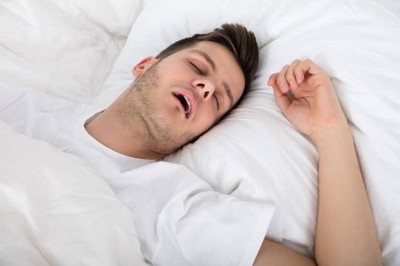 Ngủ ngáy: Nguyên nhân, triệu chứng, chẩn đoán và điều trị