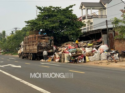 TP Pleiku: Nguy cơ mất an toàn giao thông từ cơ sở thu mua phế liệu