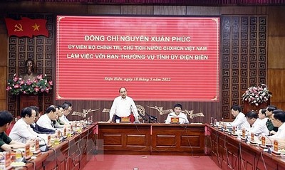 Chủ tịch nước Nguyễn Xuân Phúc làm việc với tỉnh Điện Biên