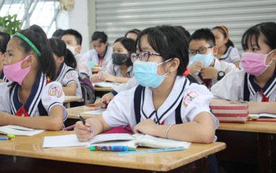 Hà Nội dự kiến tăng gấp đôi học phí năm học 2022-2023