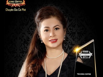 CEO King Coffee Lê Hoàng Diệp Thảo nhận danh hiệu “Doanh nhân Việt Nam của năm 2022”